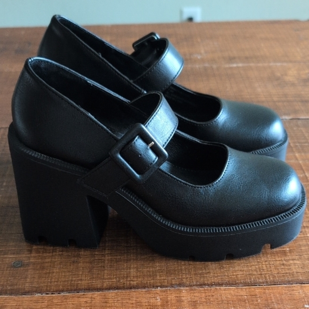 Madden Girl 7.5 Black Mary Jane Shoes